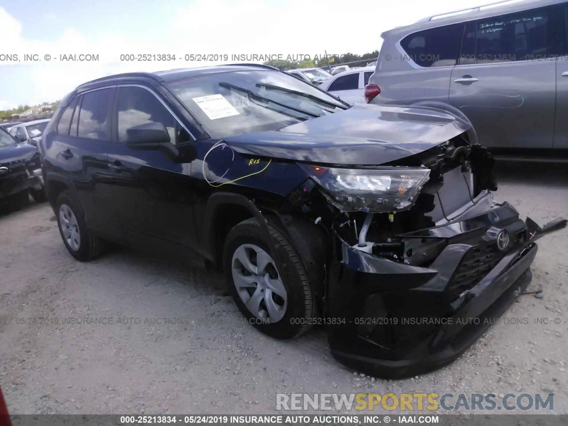 1 Photograph of a damaged car JTMH1RFV2KJ001350 TOYOTA RAV4 2019