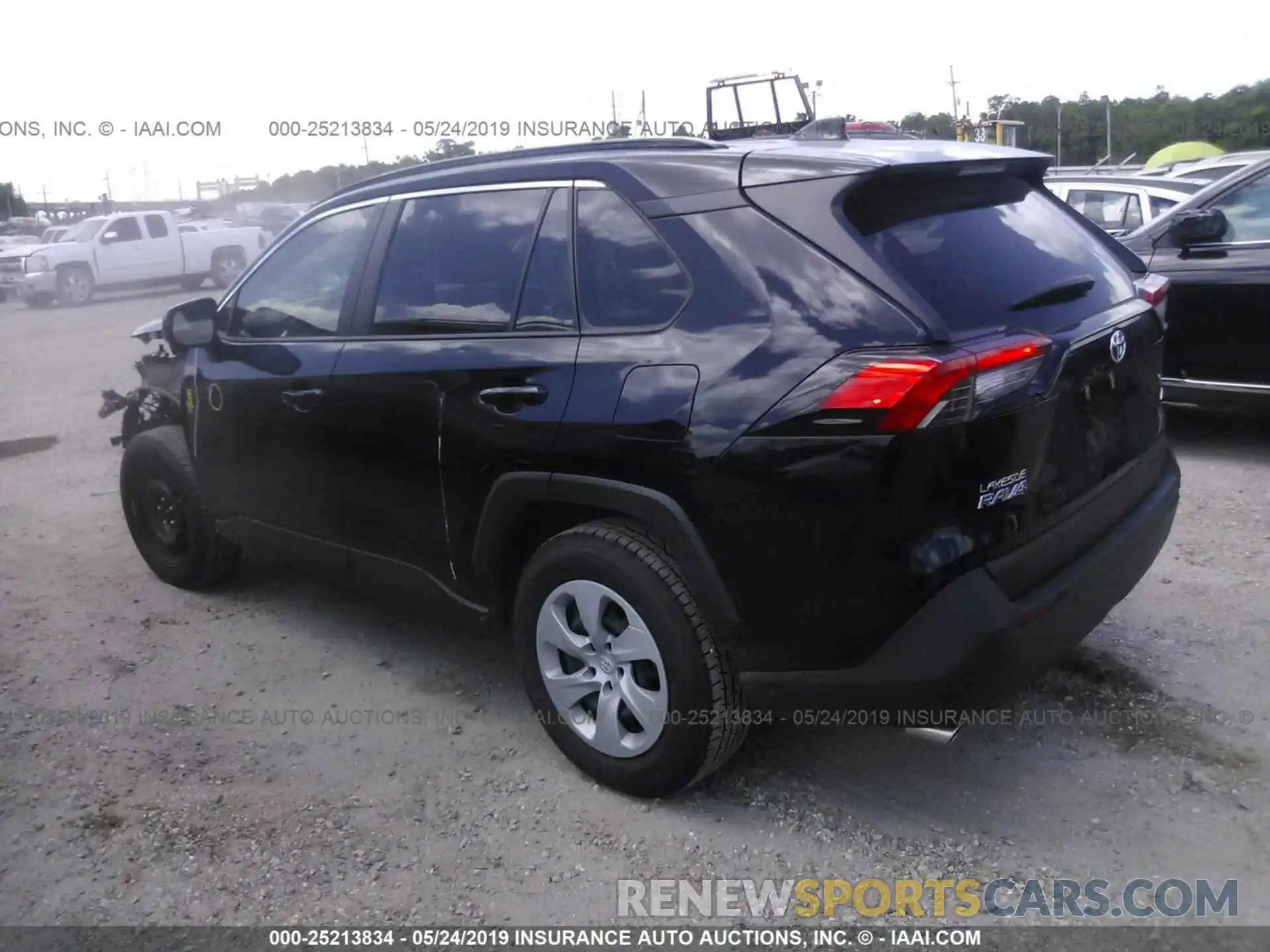 3 Photograph of a damaged car JTMH1RFV2KJ001350 TOYOTA RAV4 2019