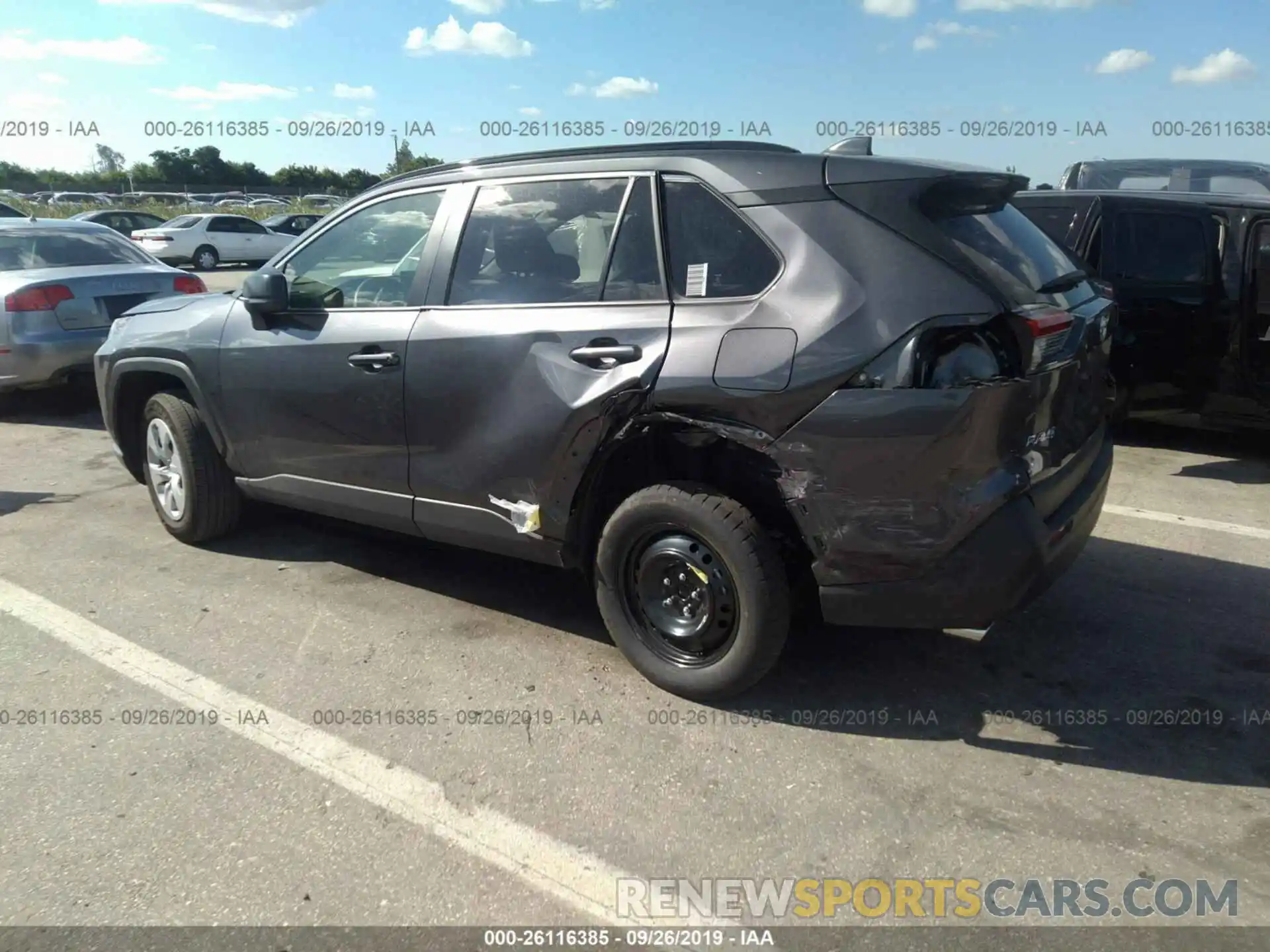 3 Photograph of a damaged car JTMH1RFV2KJ008931 TOYOTA RAV4 2019