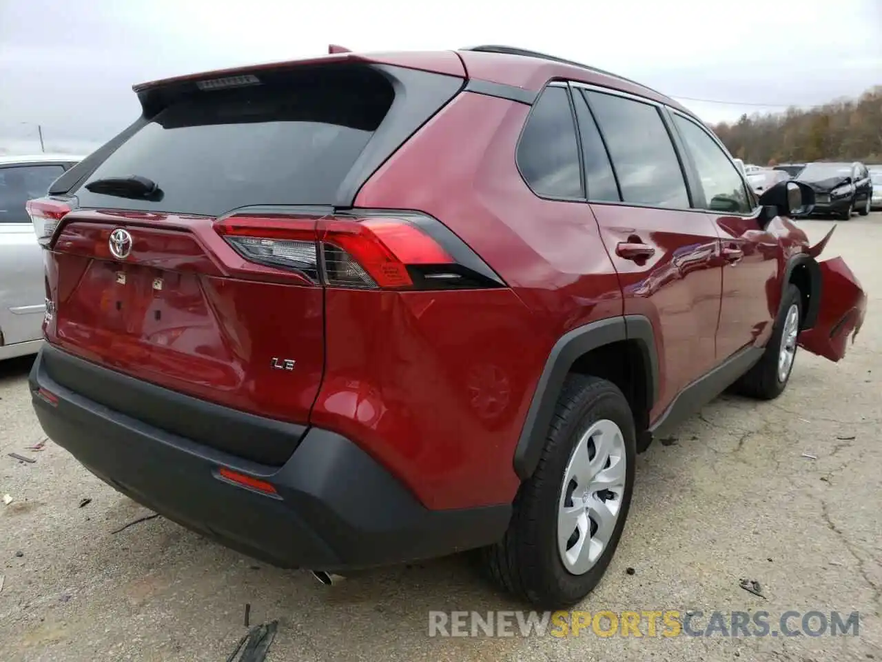 4 Photograph of a damaged car JTMH1RFV2KJ009223 TOYOTA RAV4 2019