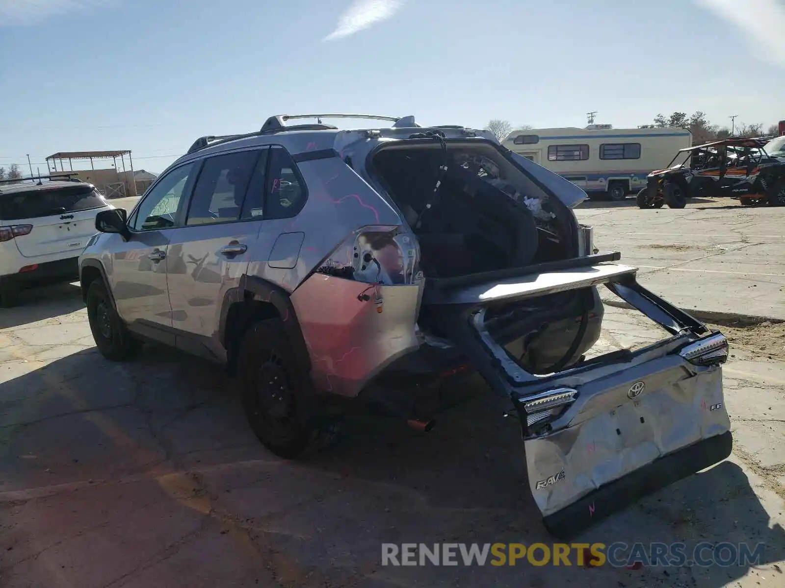 3 Photograph of a damaged car JTMH1RFV2KJ010579 TOYOTA RAV4 2019