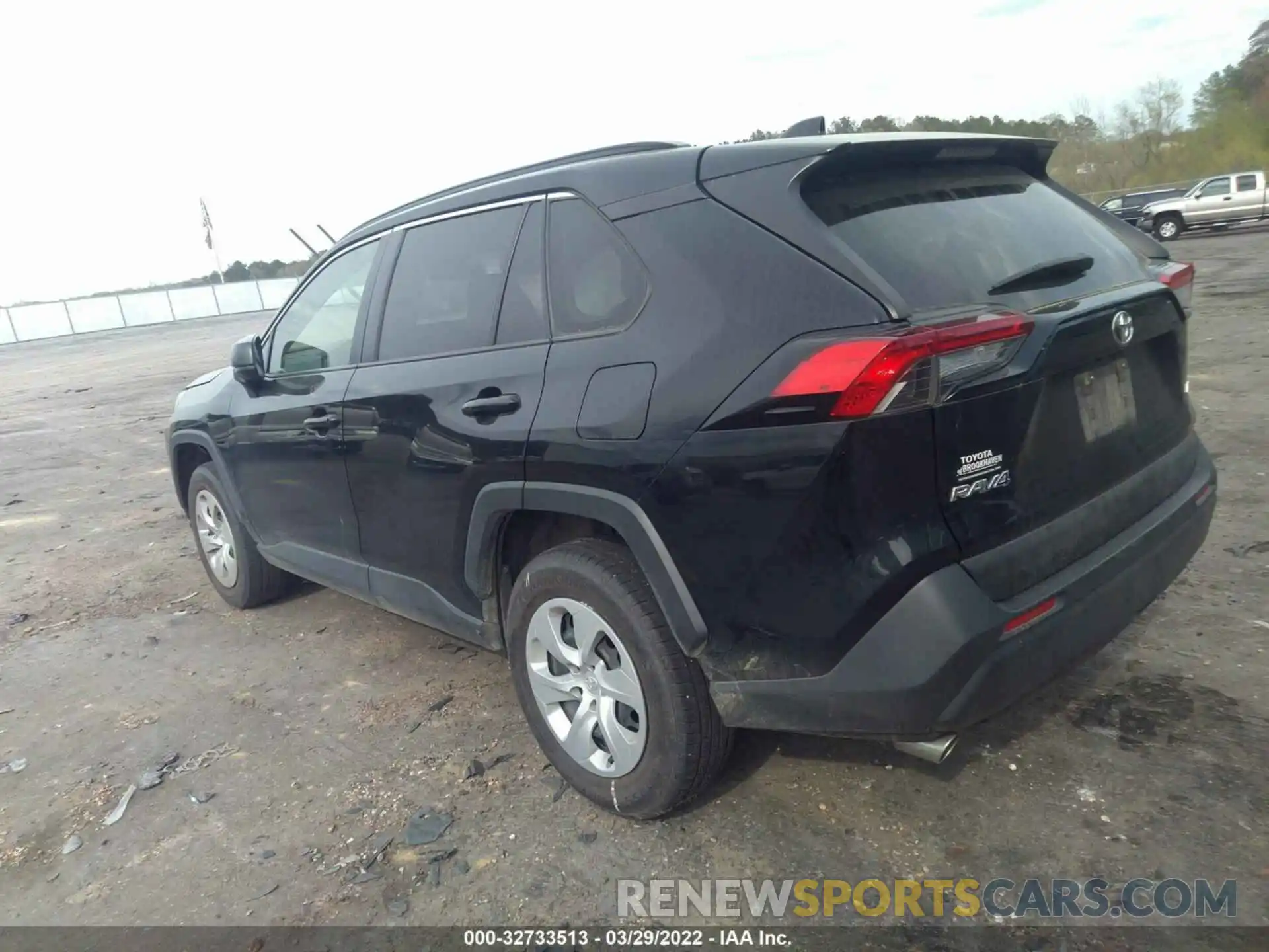 3 Фотография поврежденного автомобиля JTMH1RFV3KD004546 TOYOTA RAV4 2019