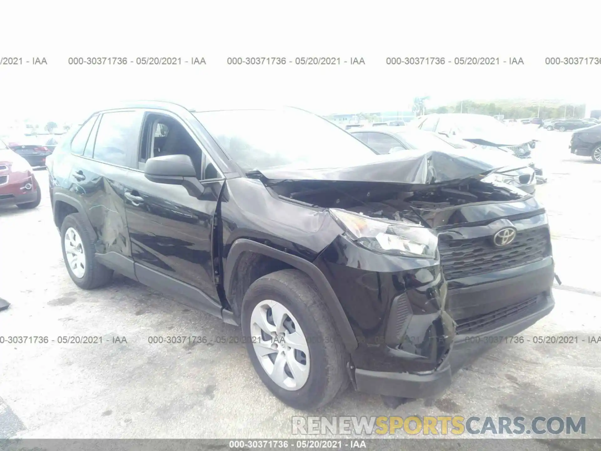 1 Photograph of a damaged car JTMH1RFV3KD013814 TOYOTA RAV4 2019