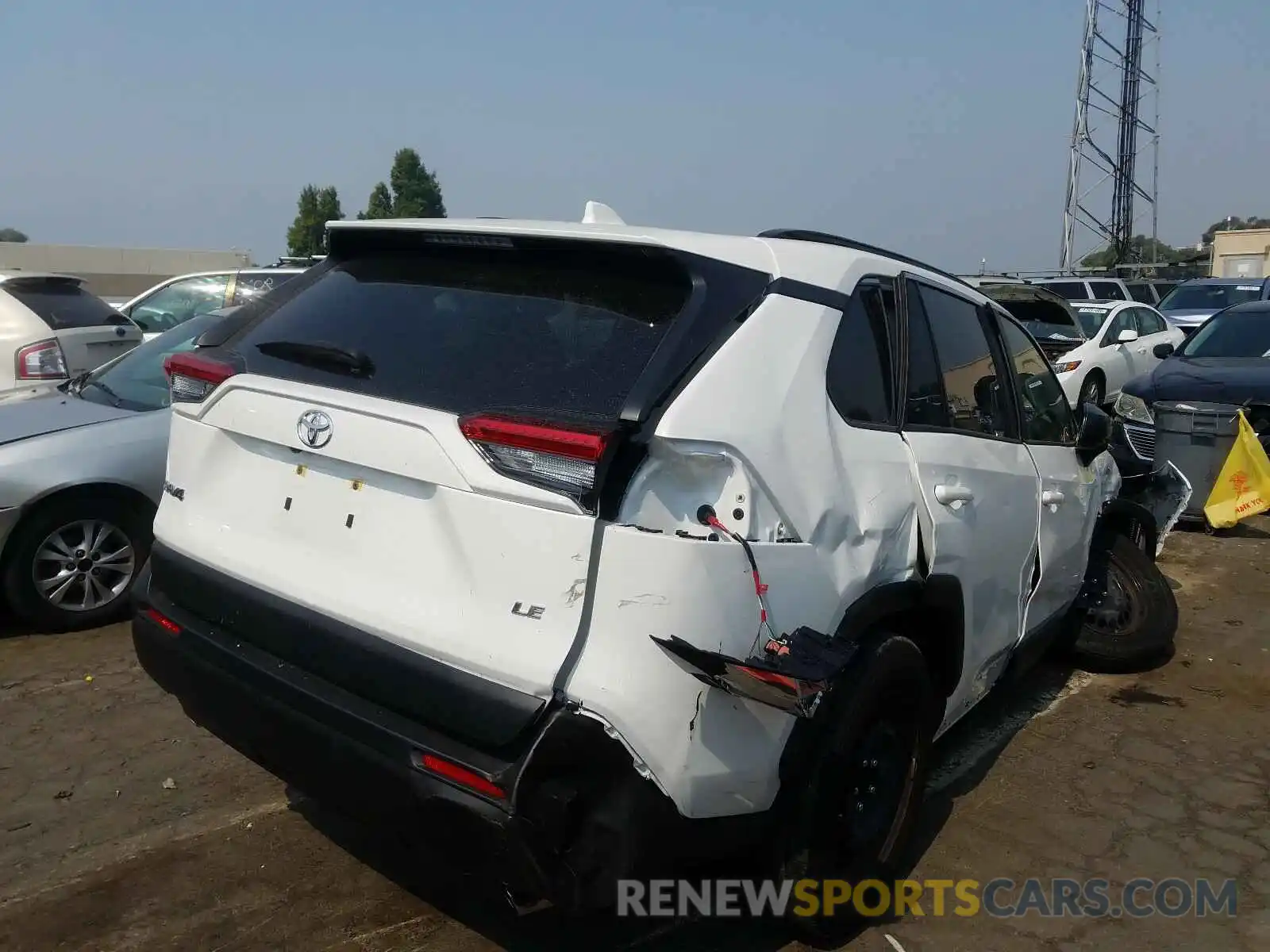 4 Фотография поврежденного автомобиля JTMH1RFV3KD018527 TOYOTA RAV4 2019