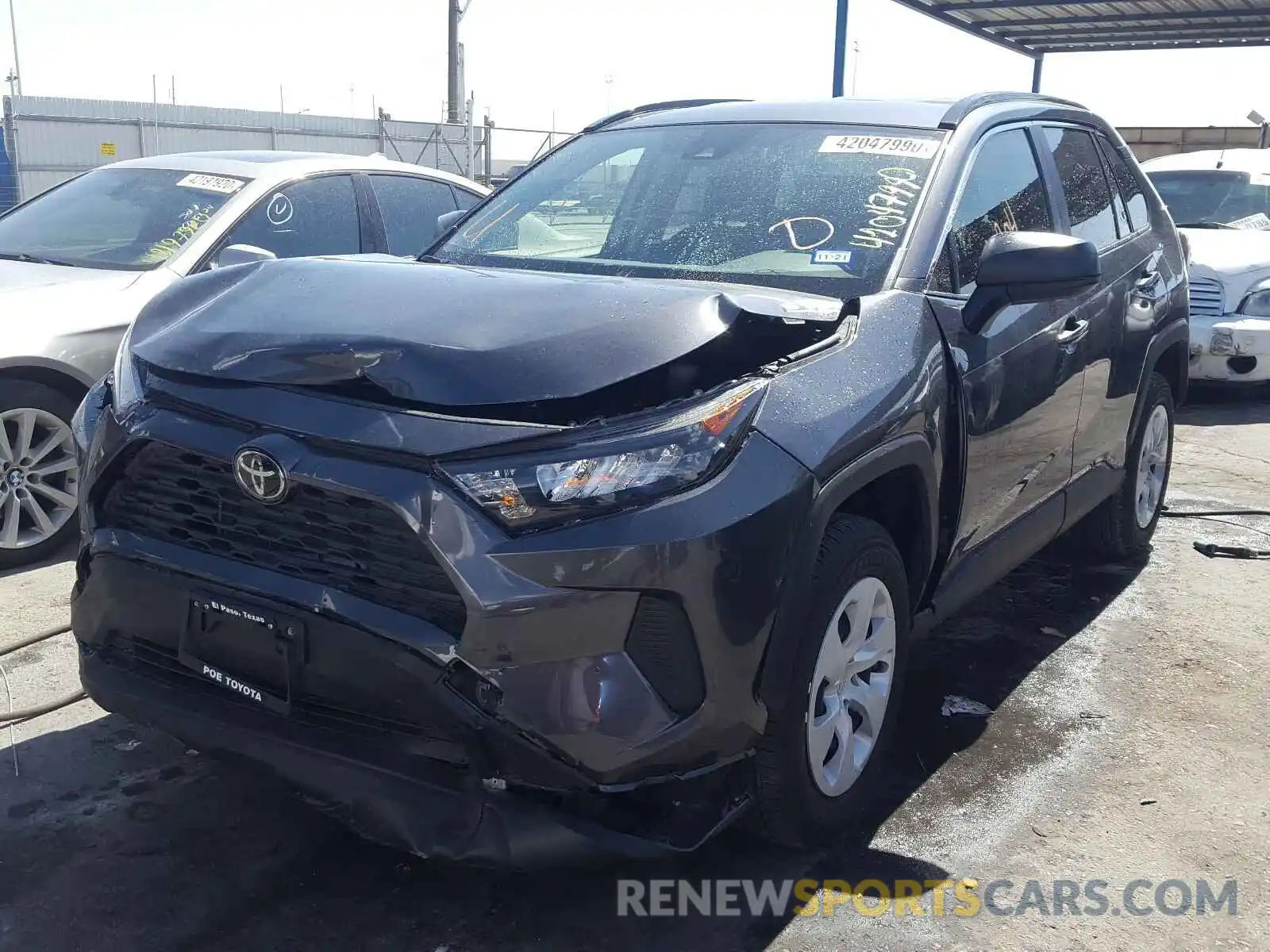 2 Photograph of a damaged car JTMH1RFV3KD036574 TOYOTA RAV4 2019