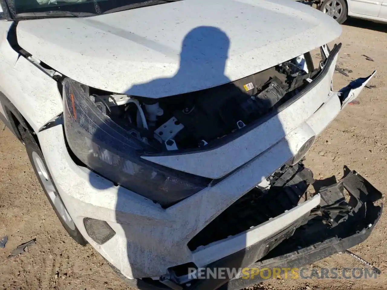 9 Photograph of a damaged car JTMH1RFV3KD040401 TOYOTA RAV4 2019