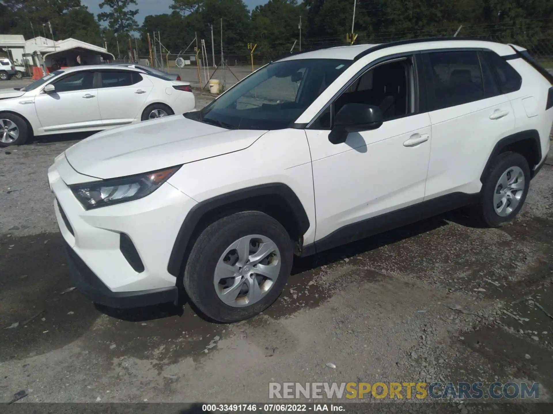 2 Photograph of a damaged car JTMH1RFV3KD041712 TOYOTA RAV4 2019