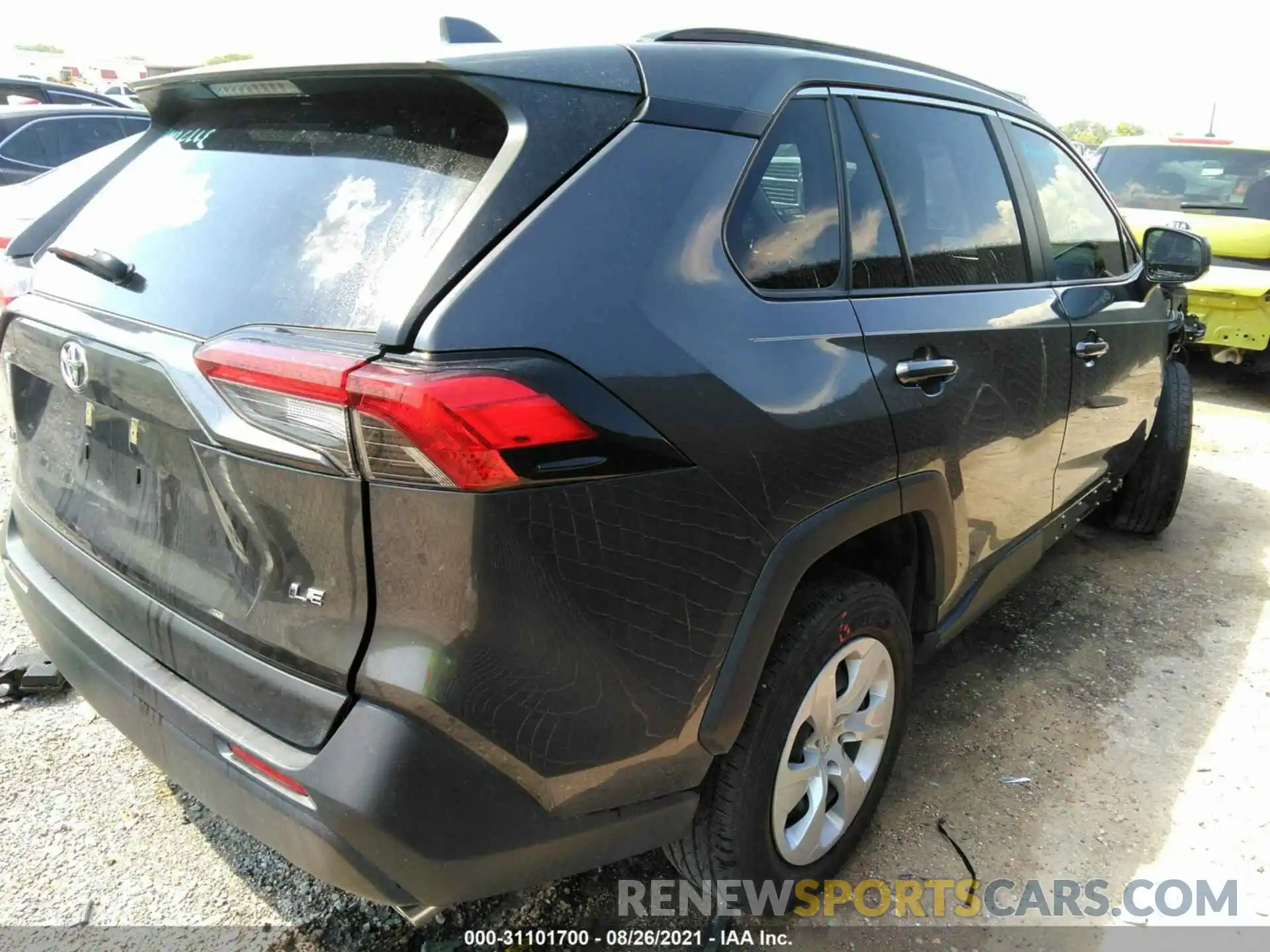 4 Photograph of a damaged car JTMH1RFV3KJ005004 TOYOTA RAV4 2019