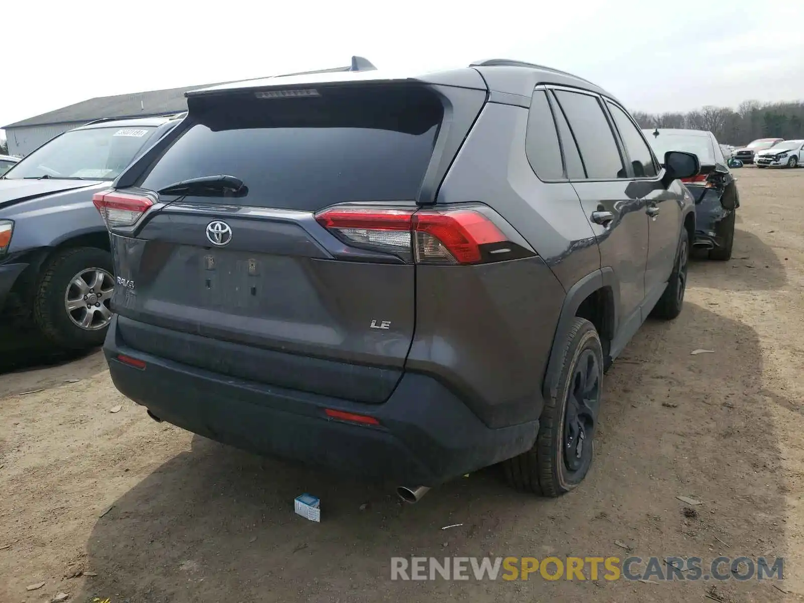 4 Photograph of a damaged car JTMH1RFV3KJ005391 TOYOTA RAV4 2019