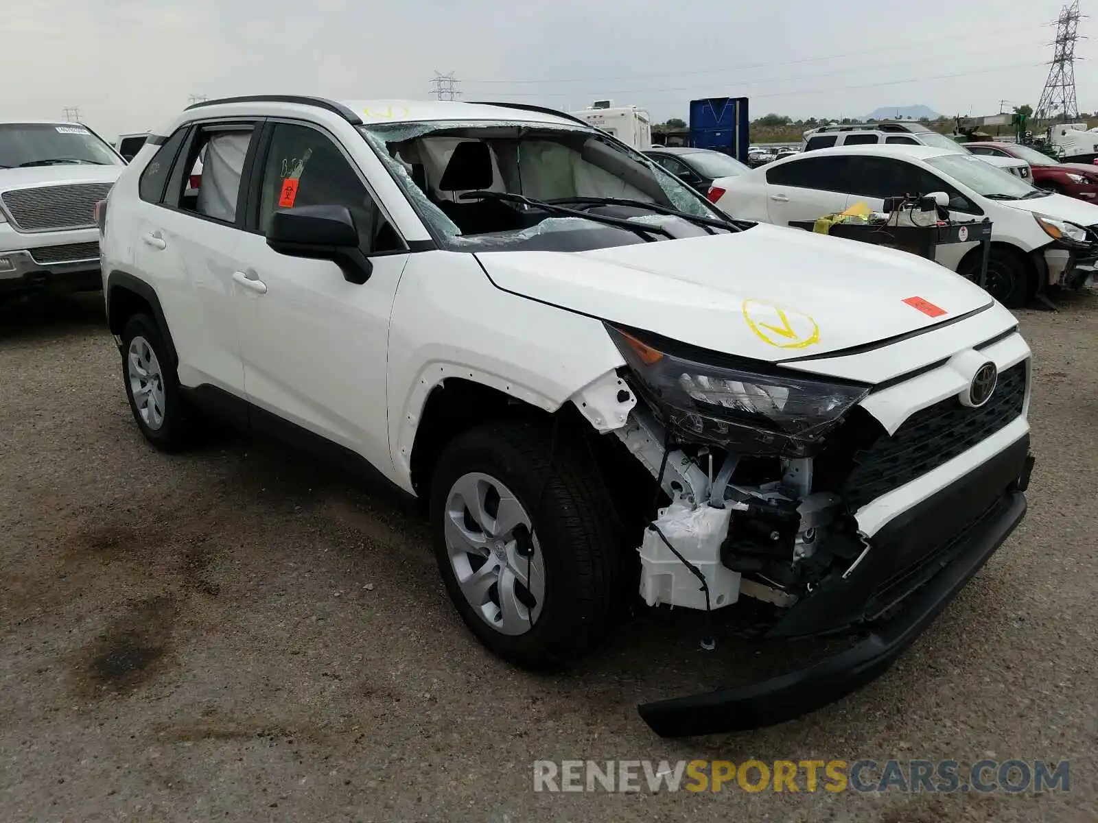 1 Photograph of a damaged car JTMH1RFV3KJ007500 TOYOTA RAV4 2019