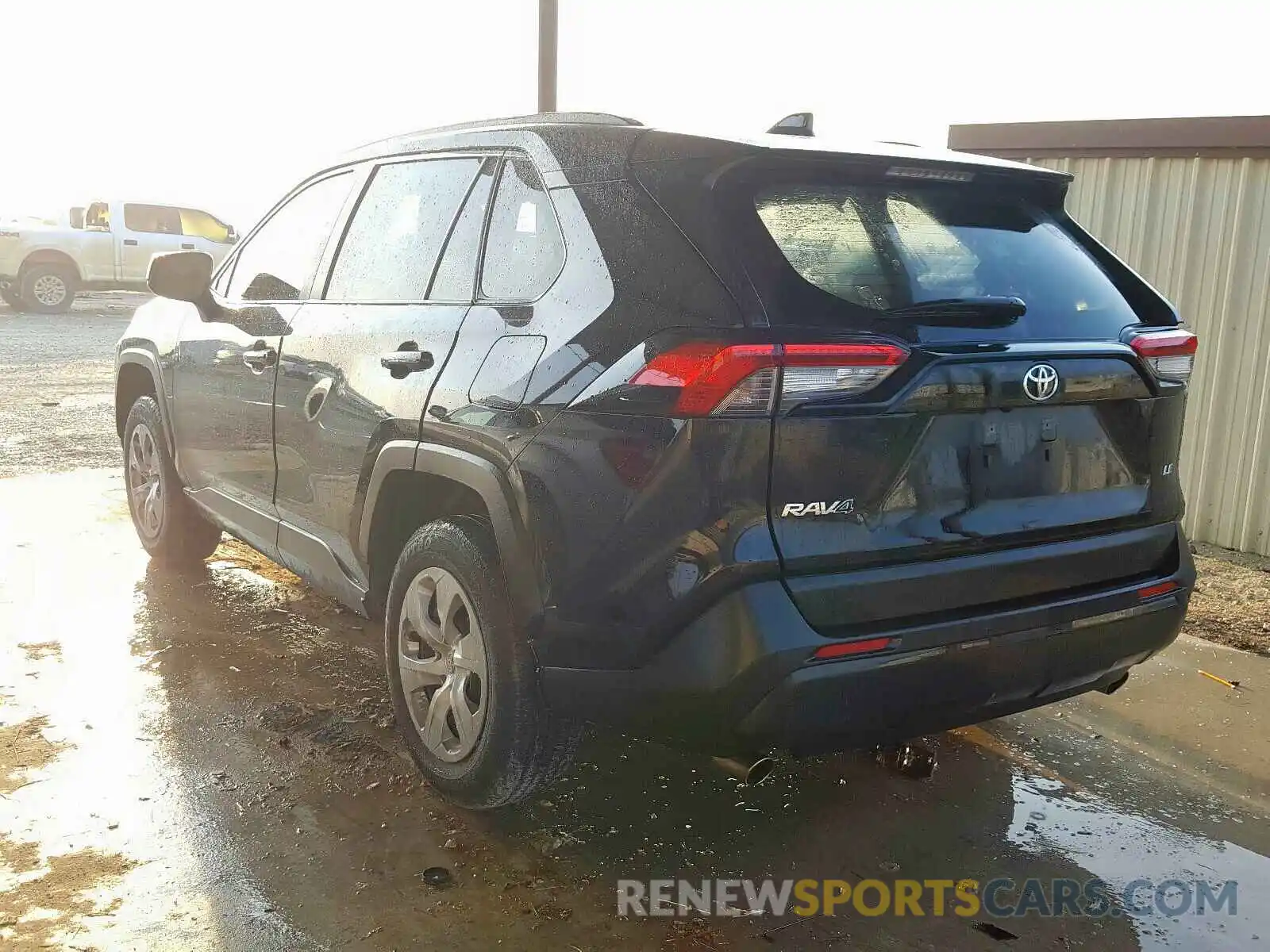 3 Photograph of a damaged car JTMH1RFV4KD006869 TOYOTA RAV4 2019