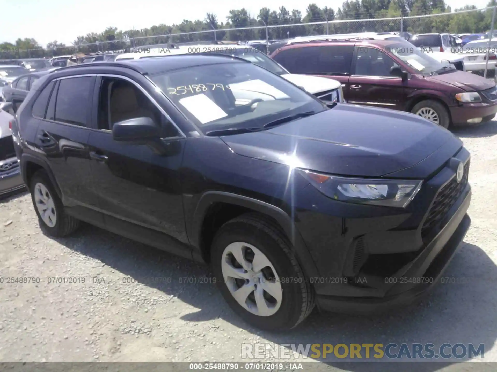 1 Photograph of a damaged car JTMH1RFV4KD505414 TOYOTA RAV4 2019