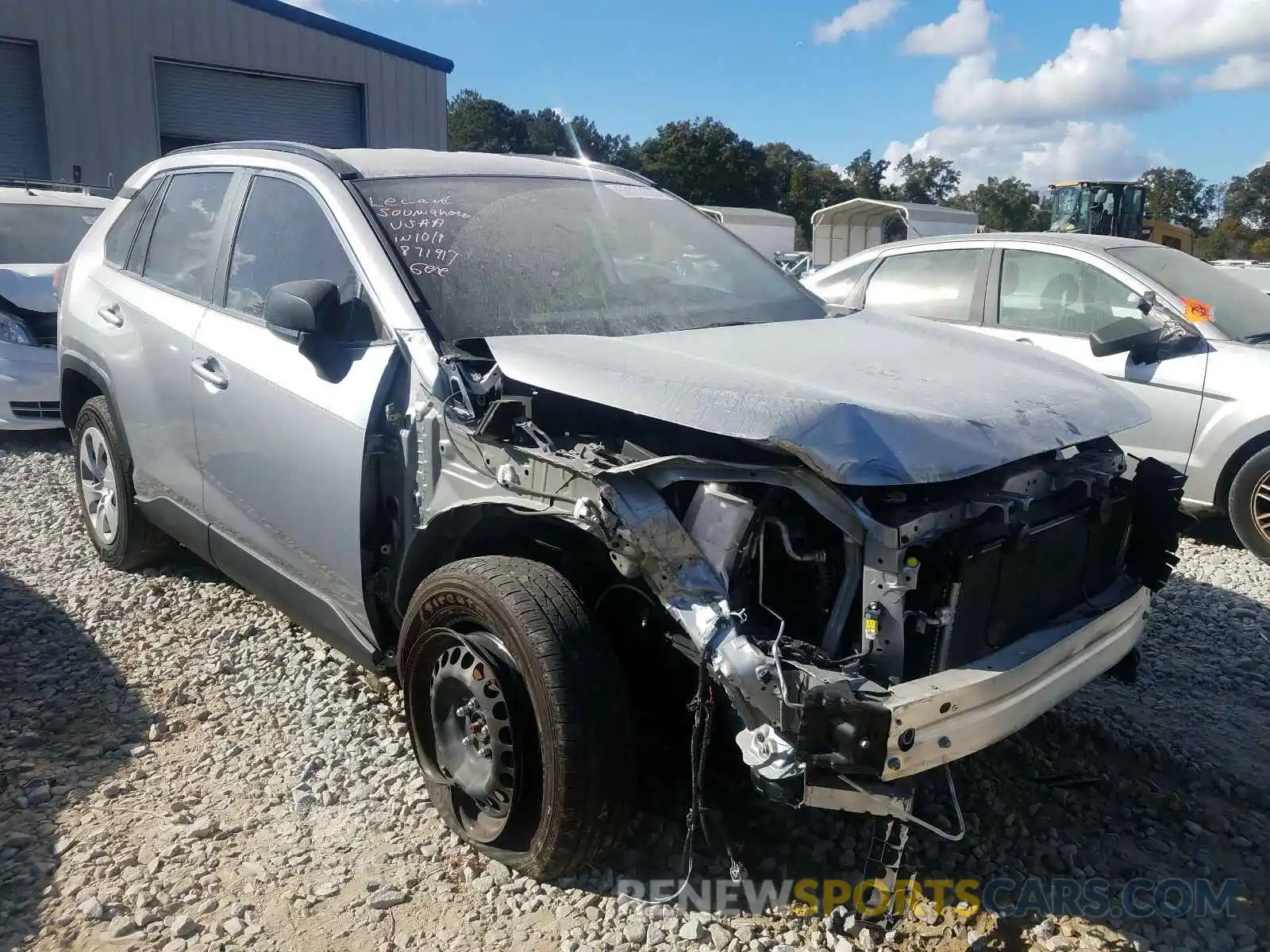 1 Фотография поврежденного автомобиля JTMH1RFV4KD508720 TOYOTA RAV4 2019
