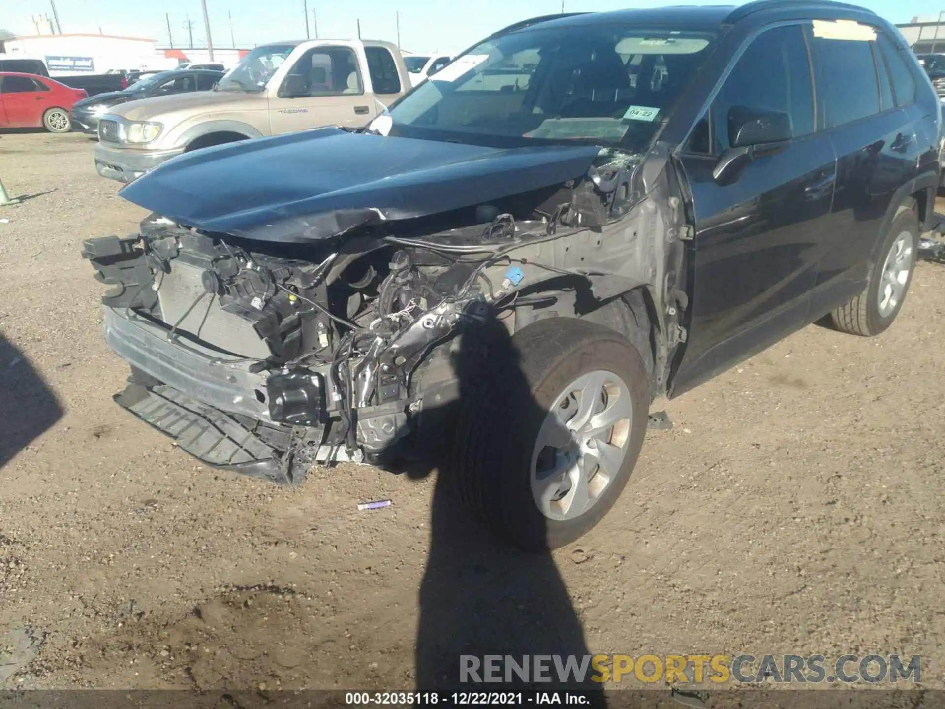 6 Photograph of a damaged car JTMH1RFV4KD509446 TOYOTA RAV4 2019