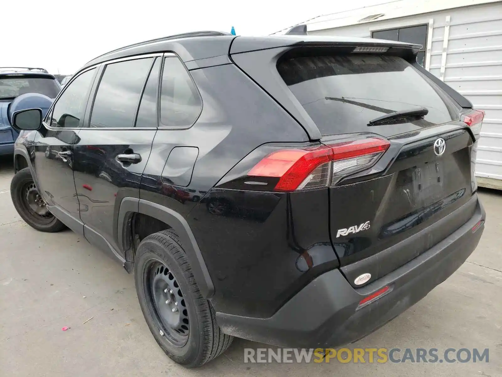 3 Photograph of a damaged car JTMH1RFV4KD511620 TOYOTA RAV4 2019