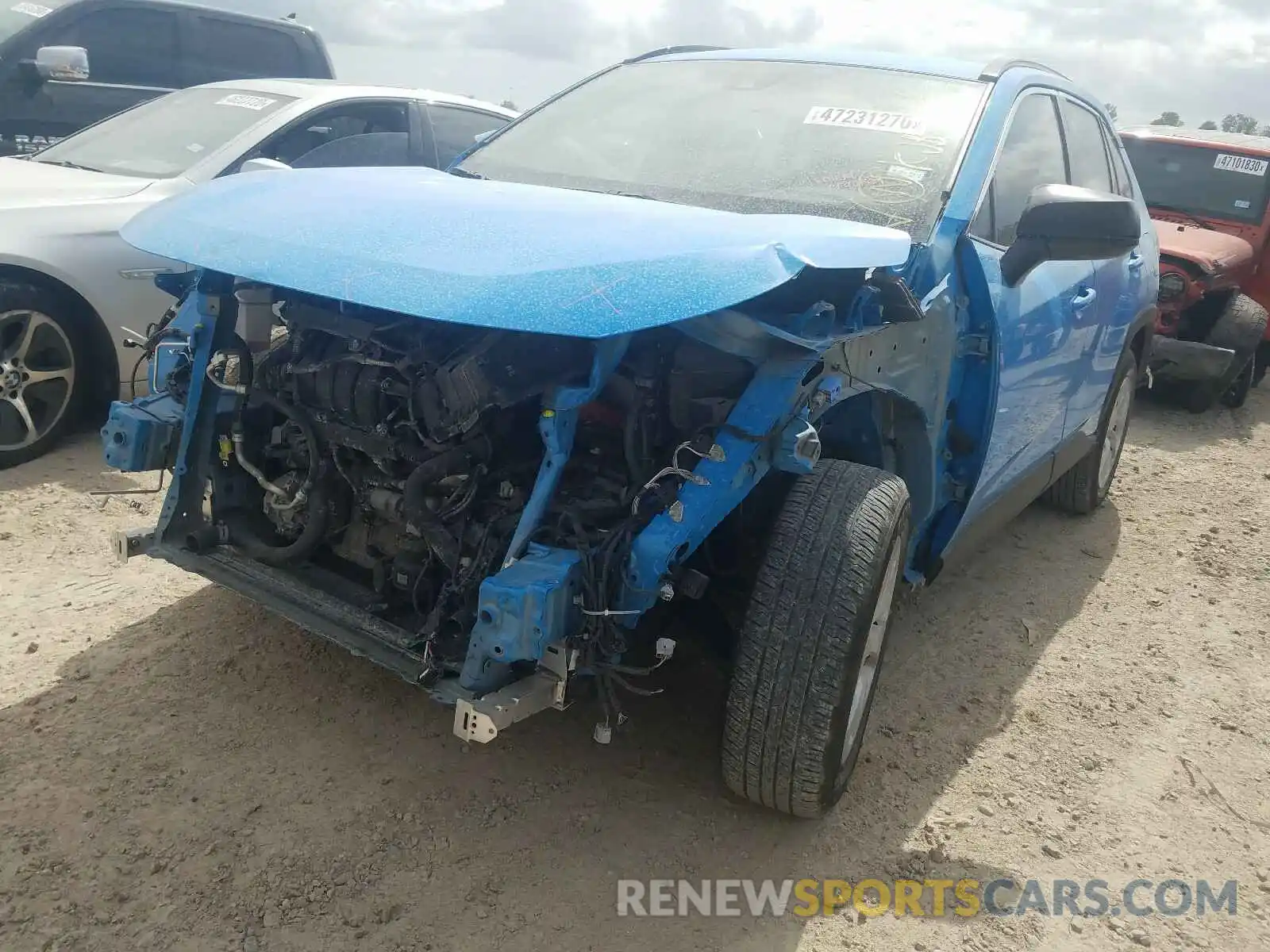 2 Photograph of a damaged car JTMH1RFV4KD517157 TOYOTA RAV4 2019