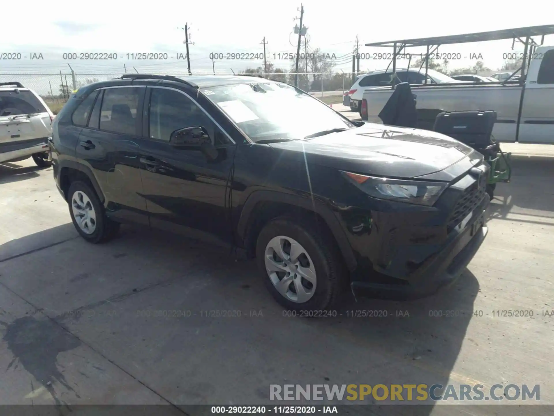 1 Photograph of a damaged car JTMH1RFV4KJ005013 TOYOTA RAV4 2019