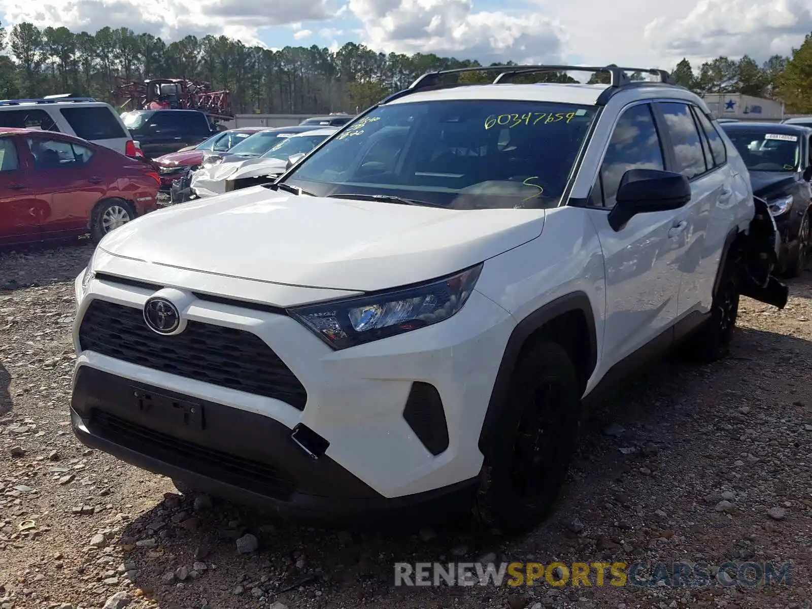 2 Photograph of a damaged car JTMH1RFV4KJ006372 TOYOTA RAV4 2019