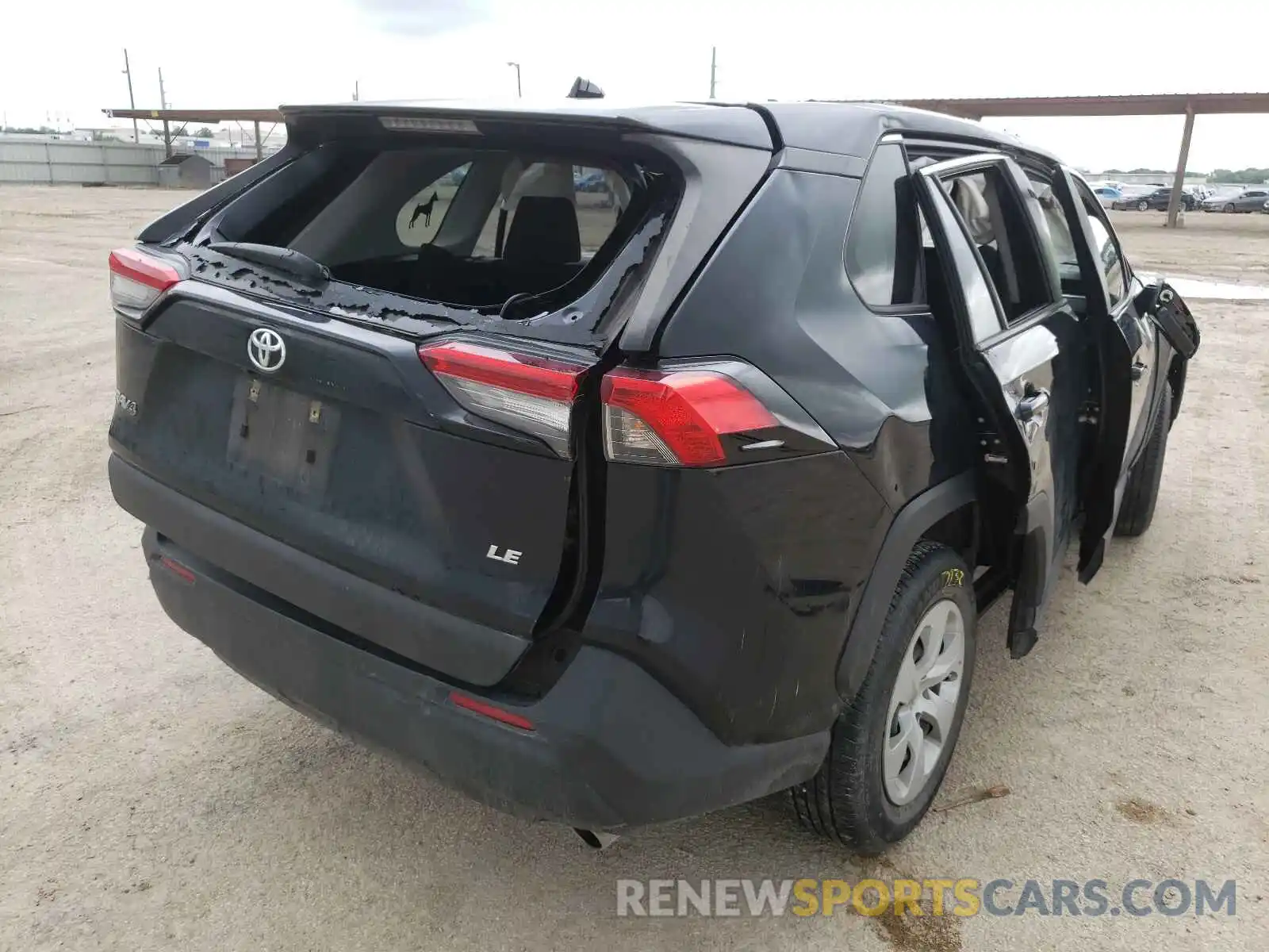 4 Photograph of a damaged car JTMH1RFV4KJ006565 TOYOTA RAV4 2019