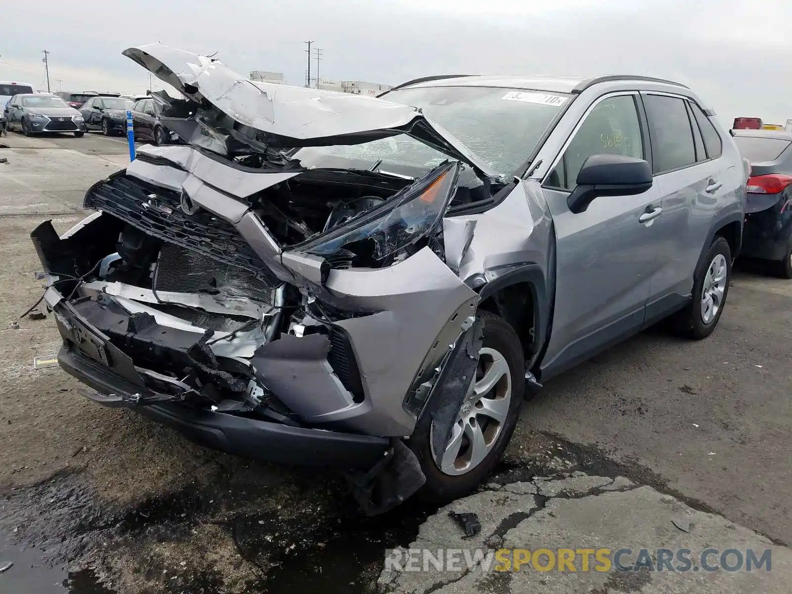 2 Photograph of a damaged car JTMH1RFV4KJ010583 TOYOTA RAV4 2019