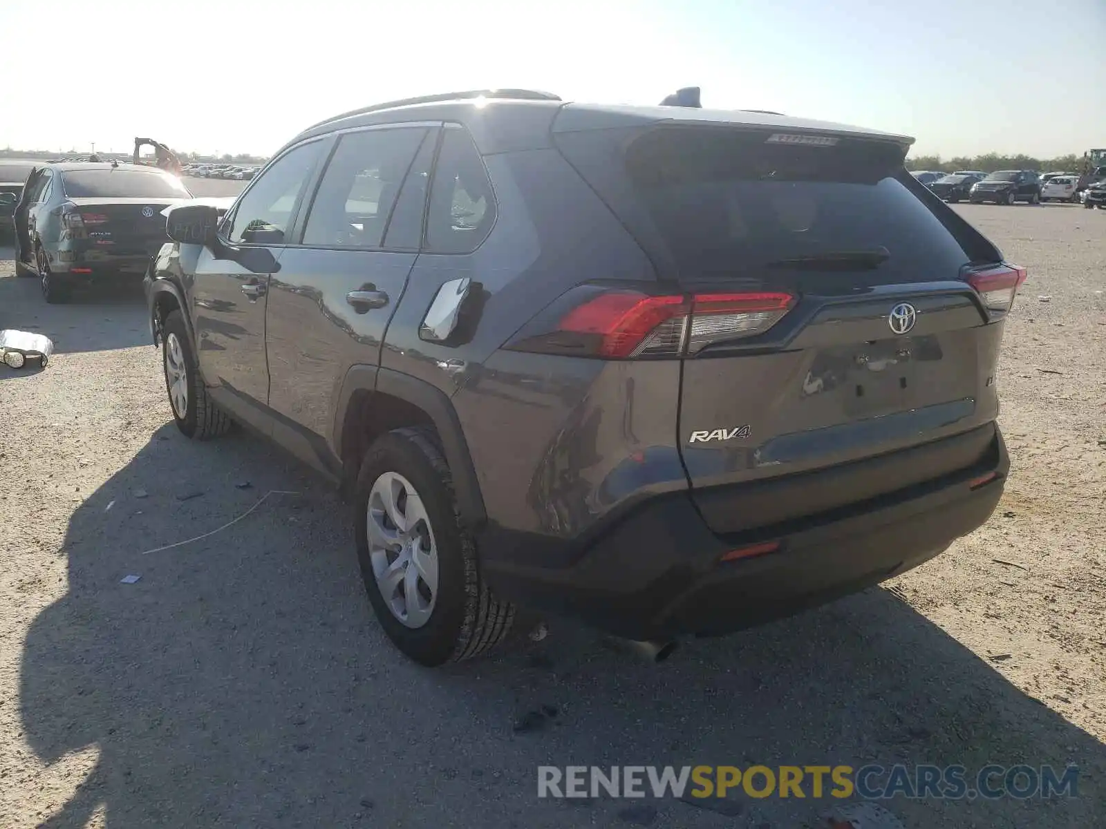 3 Photograph of a damaged car JTMH1RFV5KD005746 TOYOTA RAV4 2019