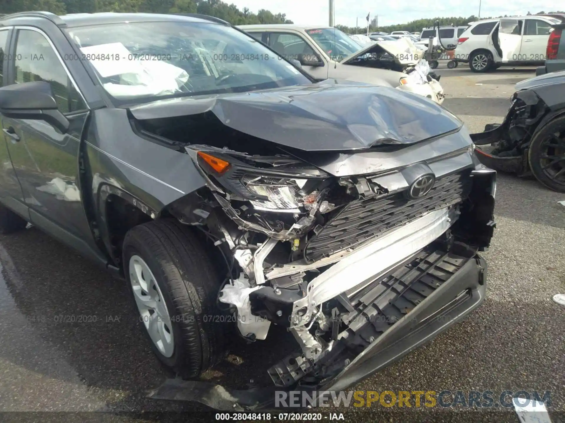 6 Photograph of a damaged car JTMH1RFV5KD011191 TOYOTA RAV4 2019