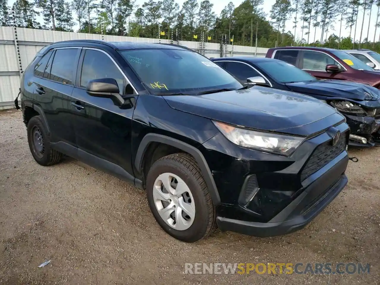 1 Photograph of a damaged car JTMH1RFV5KD019565 TOYOTA RAV4 2019