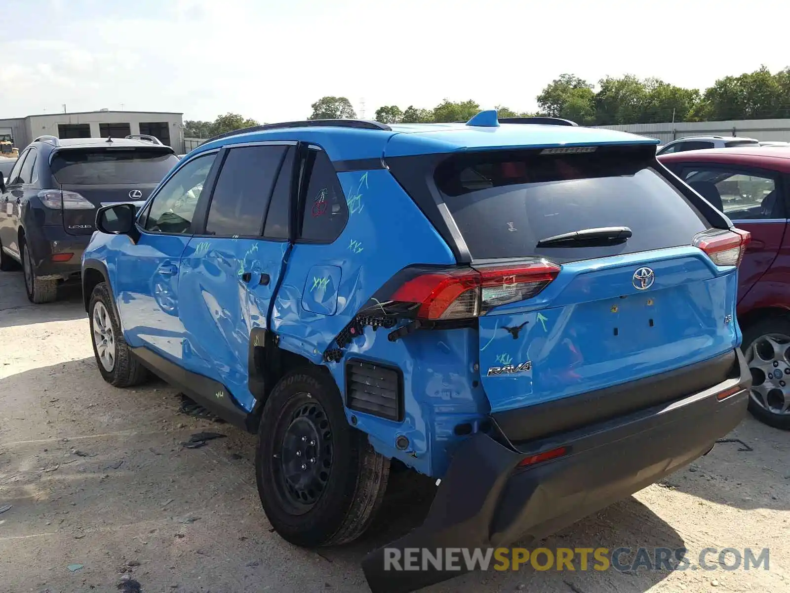 3 Фотография поврежденного автомобиля JTMH1RFV5KD023177 TOYOTA RAV4 2019