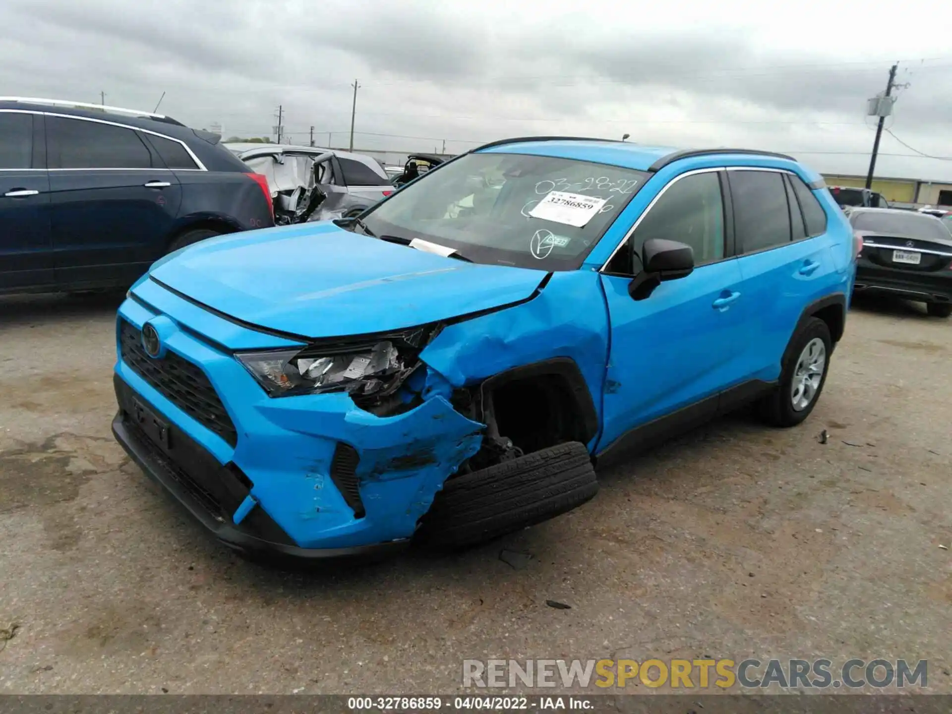 2 Photograph of a damaged car JTMH1RFV5KD023910 TOYOTA RAV4 2019