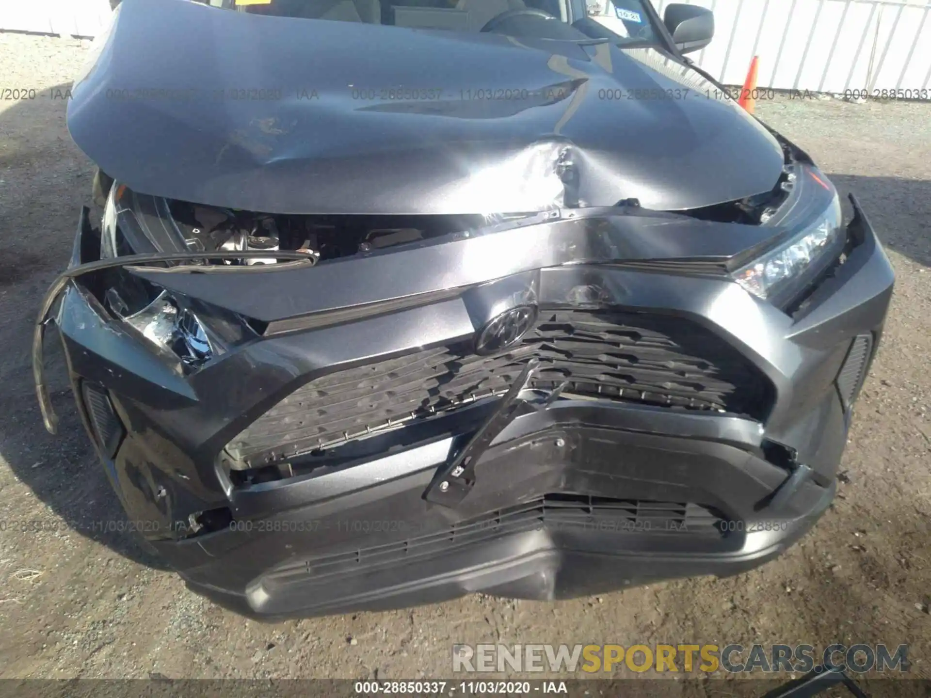 6 Photograph of a damaged car JTMH1RFV5KD042277 TOYOTA RAV4 2019