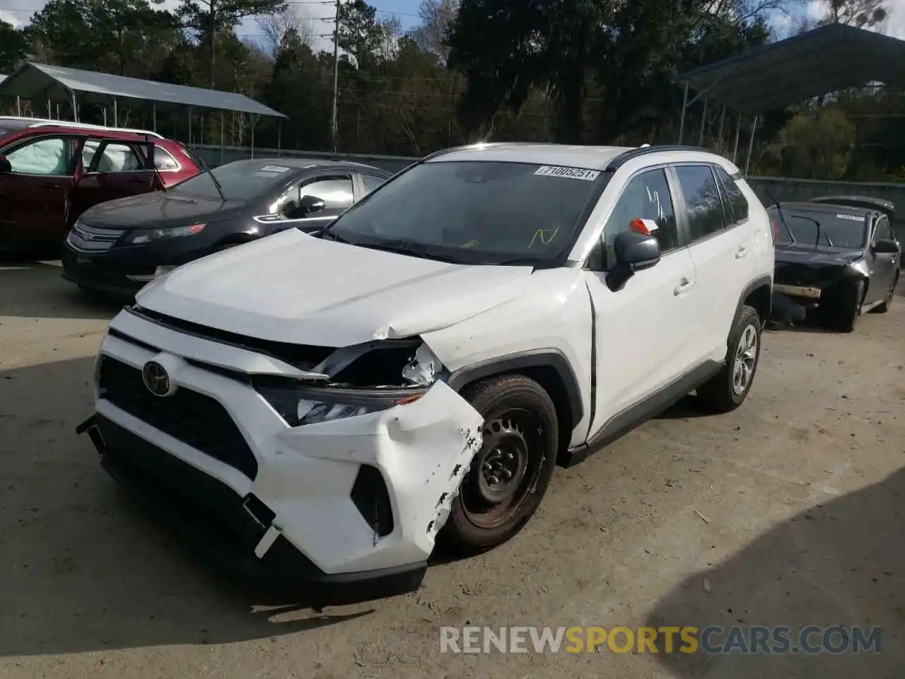 2 Photograph of a damaged car JTMH1RFV5KD042280 TOYOTA RAV4 2019