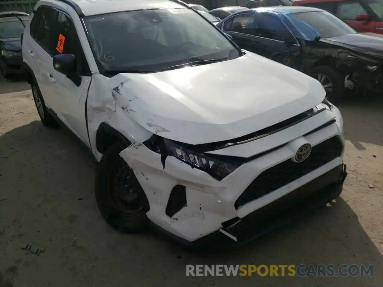 9 Photograph of a damaged car JTMH1RFV5KD042280 TOYOTA RAV4 2019