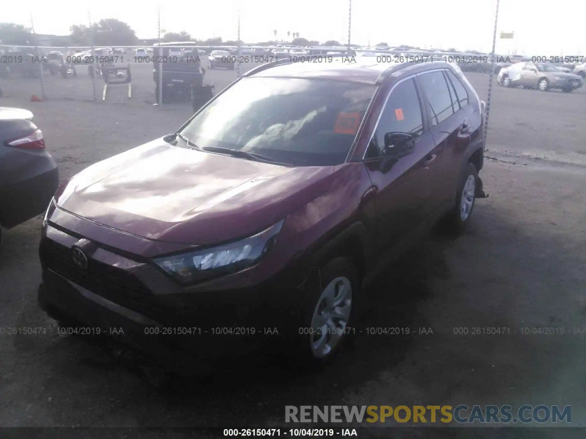 2 Photograph of a damaged car JTMH1RFV5KD500769 TOYOTA RAV4 2019