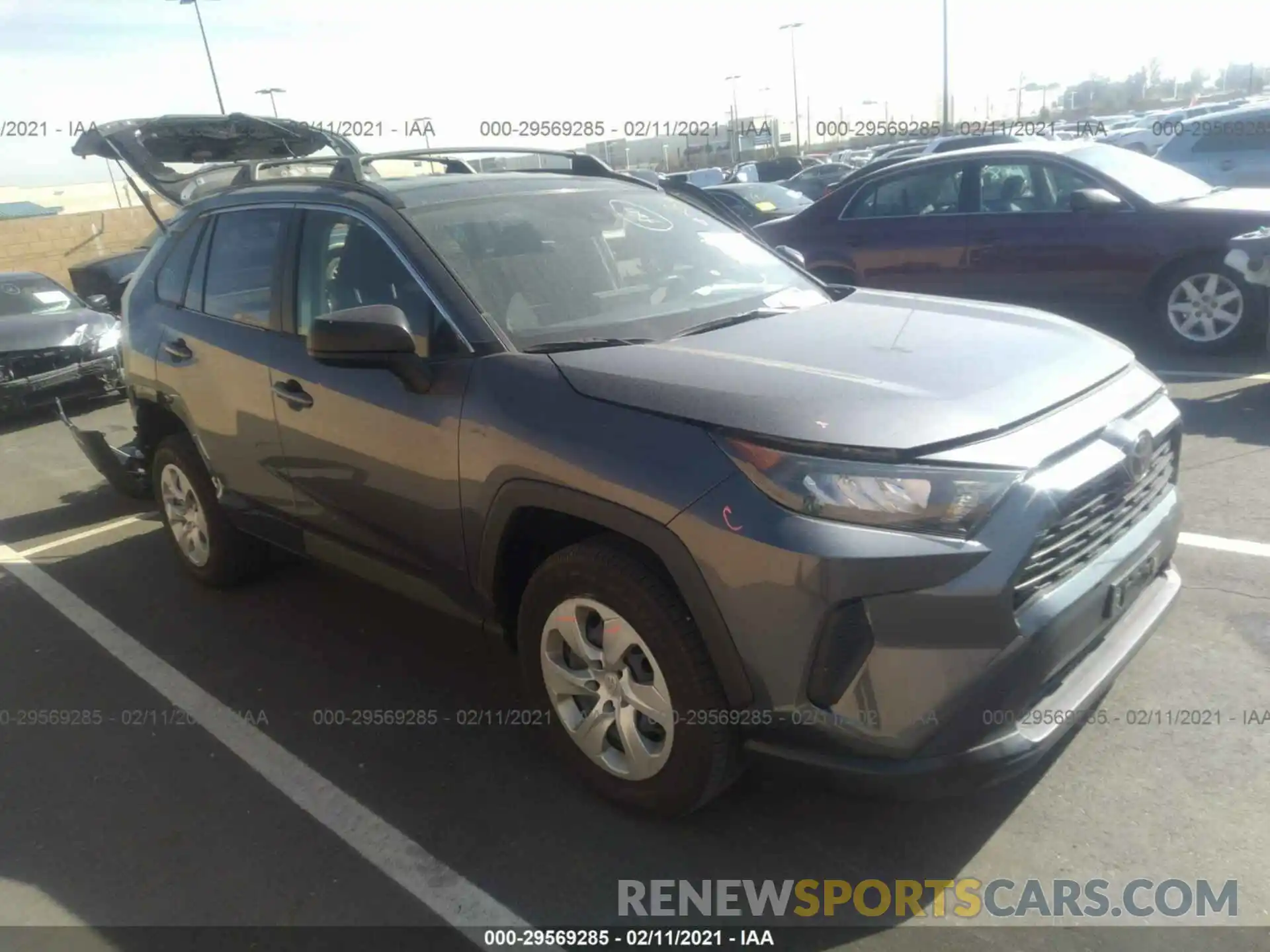 1 Фотография поврежденного автомобиля JTMH1RFV5KD508547 TOYOTA RAV4 2019