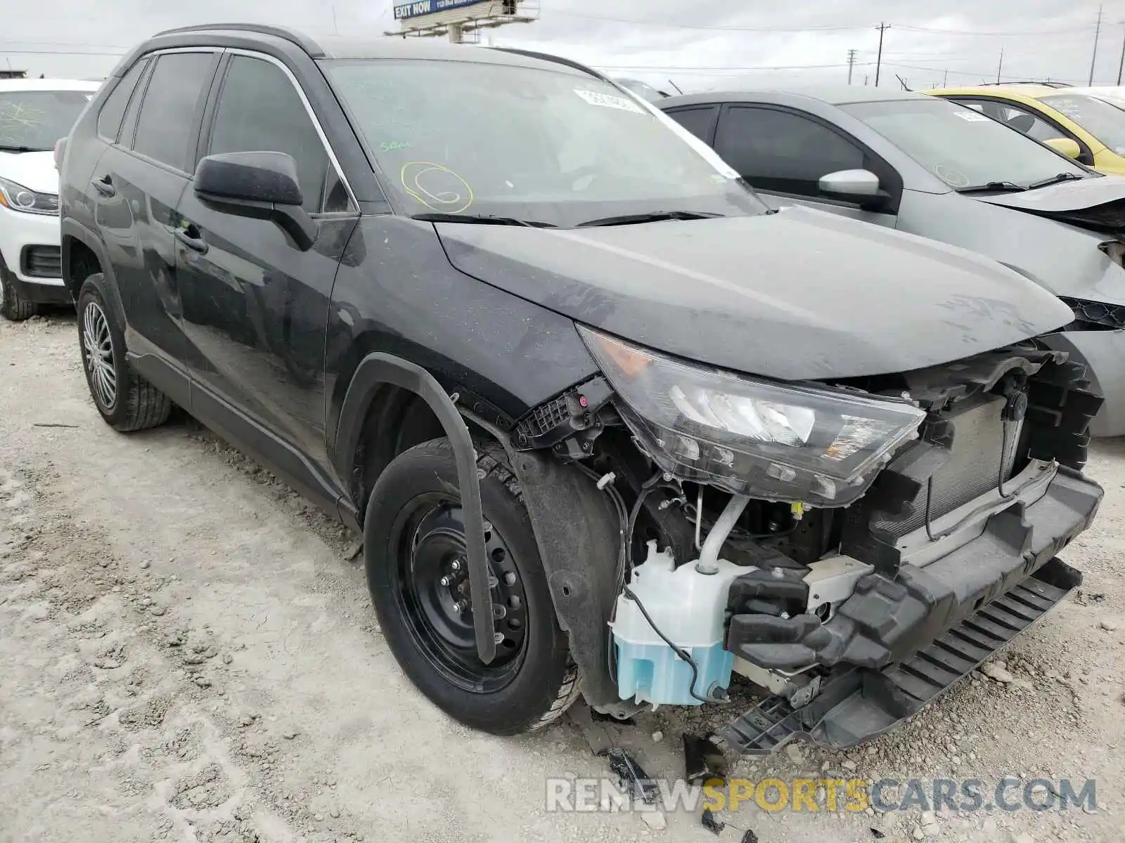 1 Photograph of a damaged car JTMH1RFV5KD516616 TOYOTA RAV4 2019