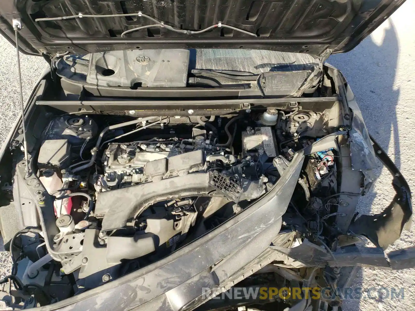 7 Photograph of a damaged car JTMH1RFV5KJ001729 TOYOTA RAV4 2019