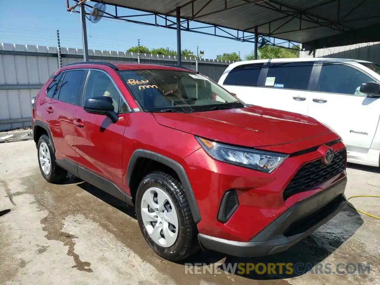 1 Фотография поврежденного автомобиля JTMH1RFV5KJ001858 TOYOTA RAV4 2019