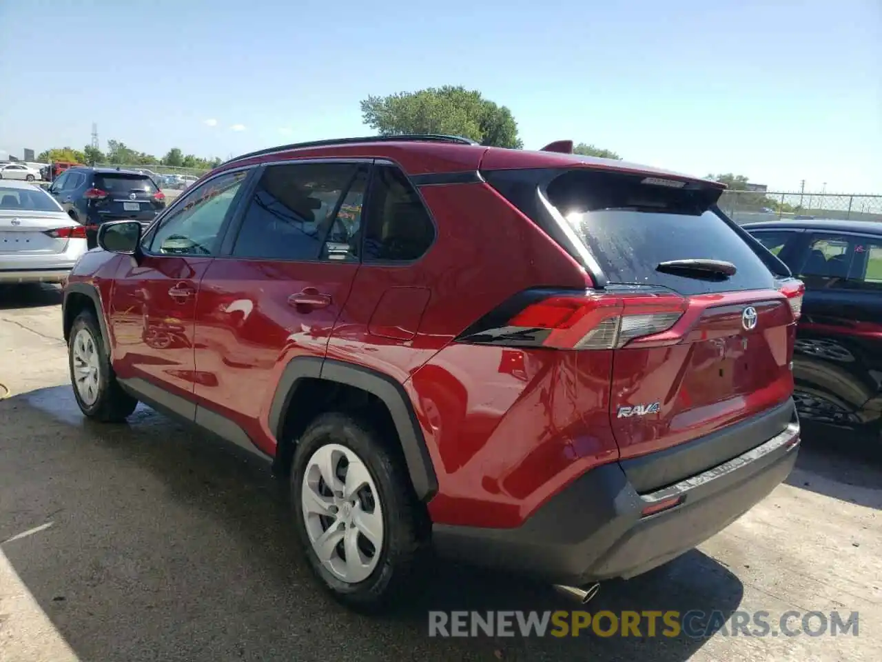 3 Photograph of a damaged car JTMH1RFV5KJ001858 TOYOTA RAV4 2019