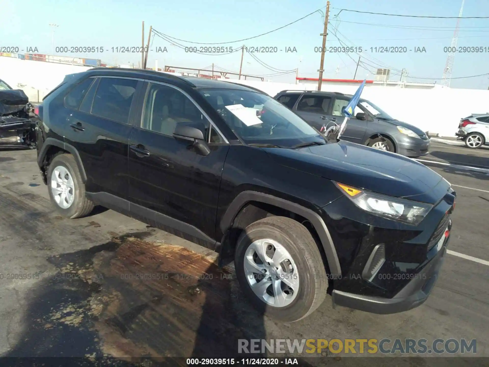 1 Photograph of a damaged car JTMH1RFV5KJ003092 TOYOTA RAV4 2019