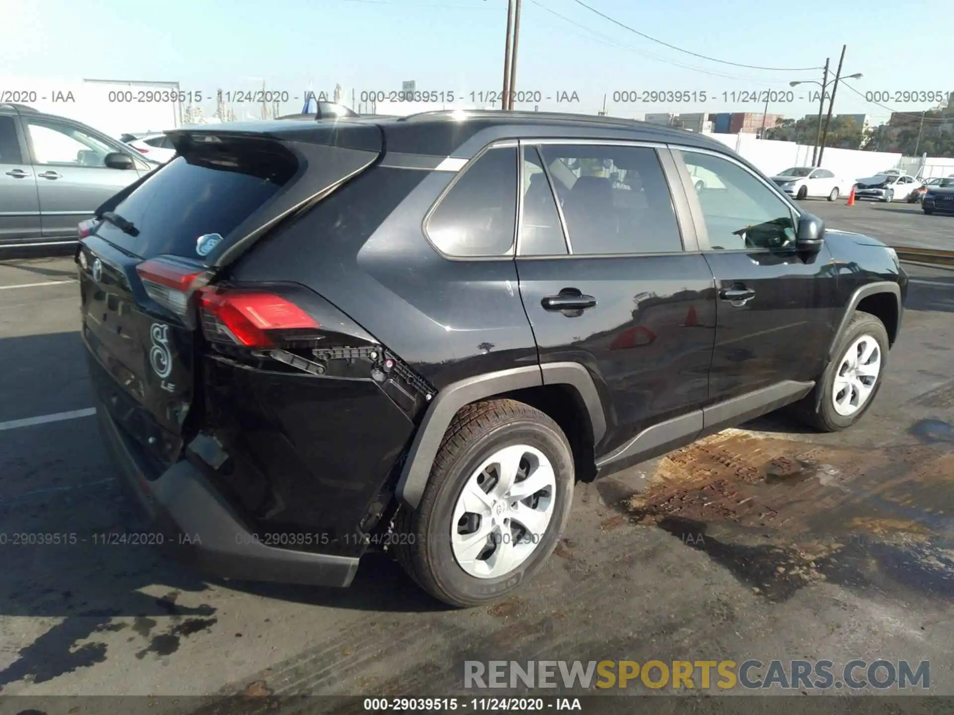 4 Photograph of a damaged car JTMH1RFV5KJ003092 TOYOTA RAV4 2019