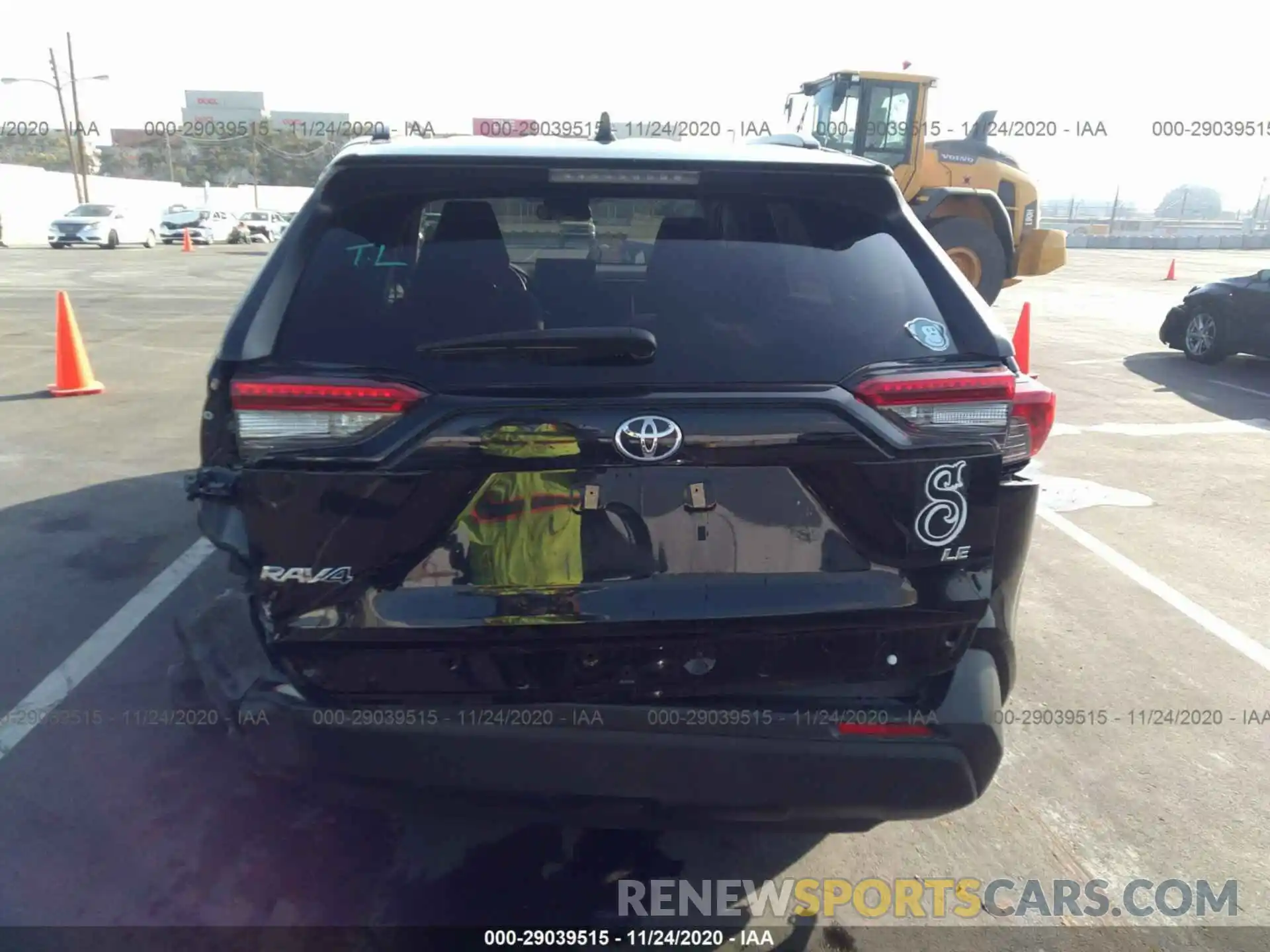 6 Photograph of a damaged car JTMH1RFV5KJ003092 TOYOTA RAV4 2019