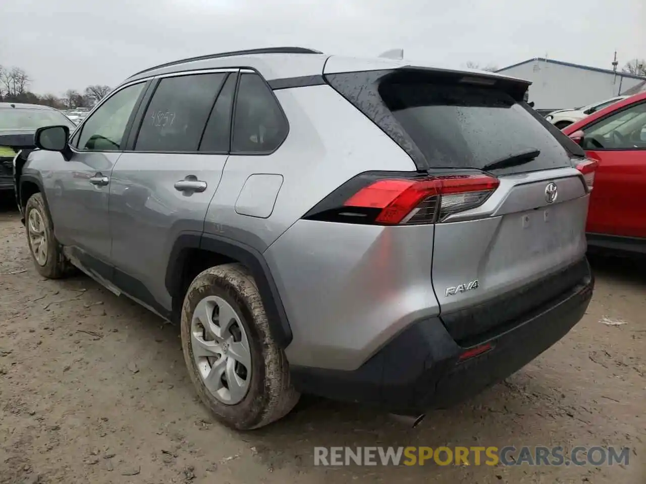 3 Photograph of a damaged car JTMH1RFV5KJ008874 TOYOTA RAV4 2019