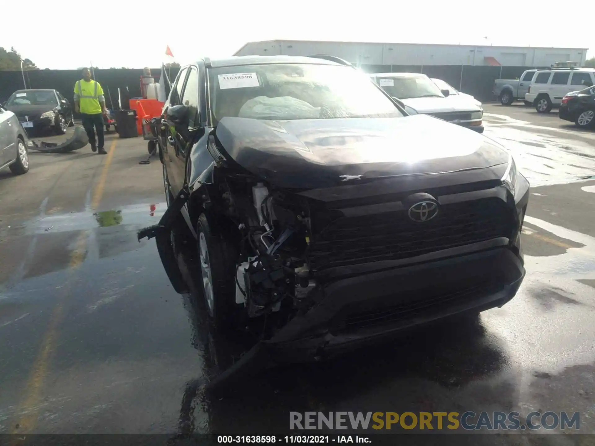 6 Photograph of a damaged car JTMH1RFV5KJ009653 TOYOTA RAV4 2019