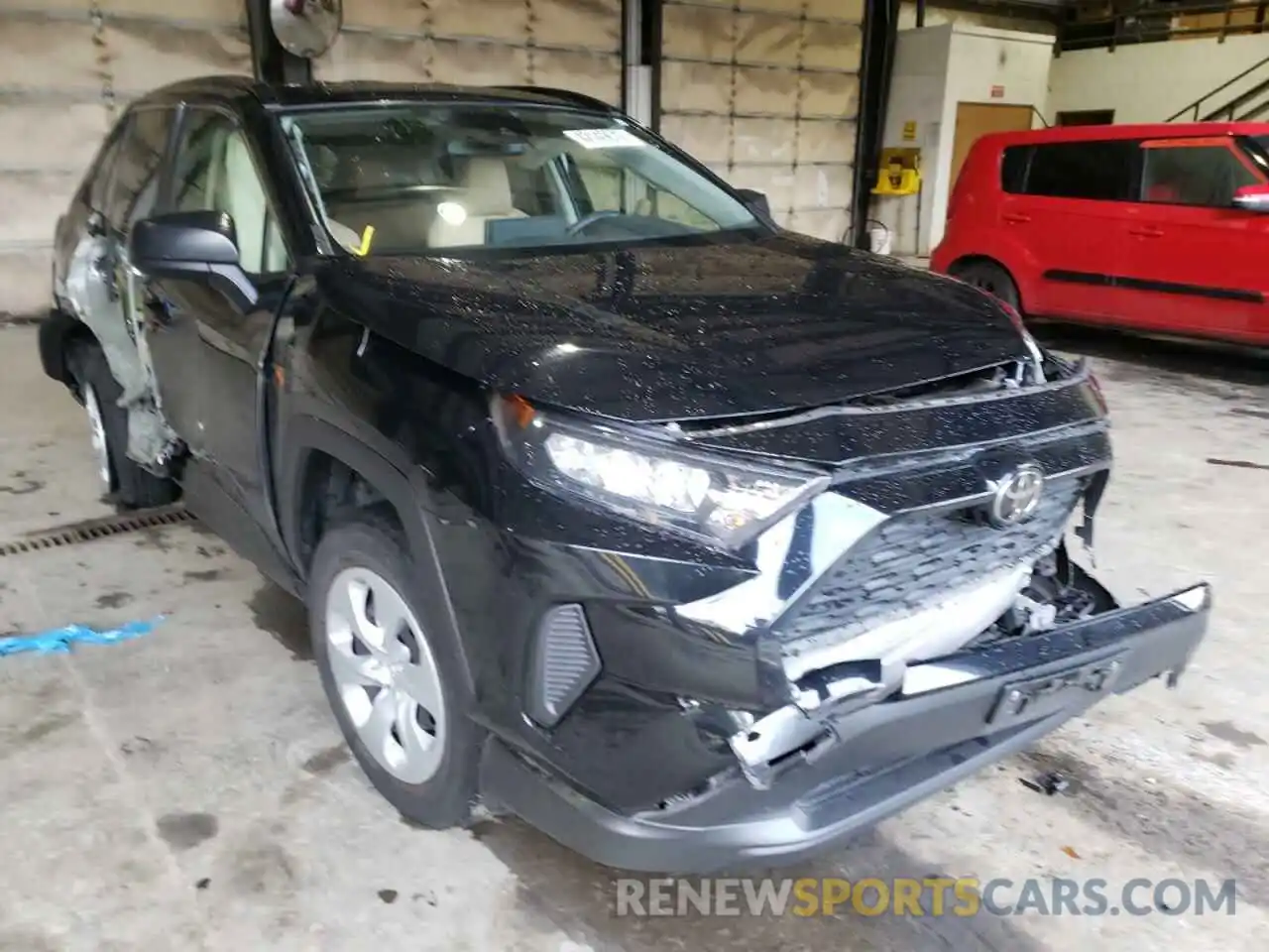 1 Photograph of a damaged car JTMH1RFV6KD004766 TOYOTA RAV4 2019