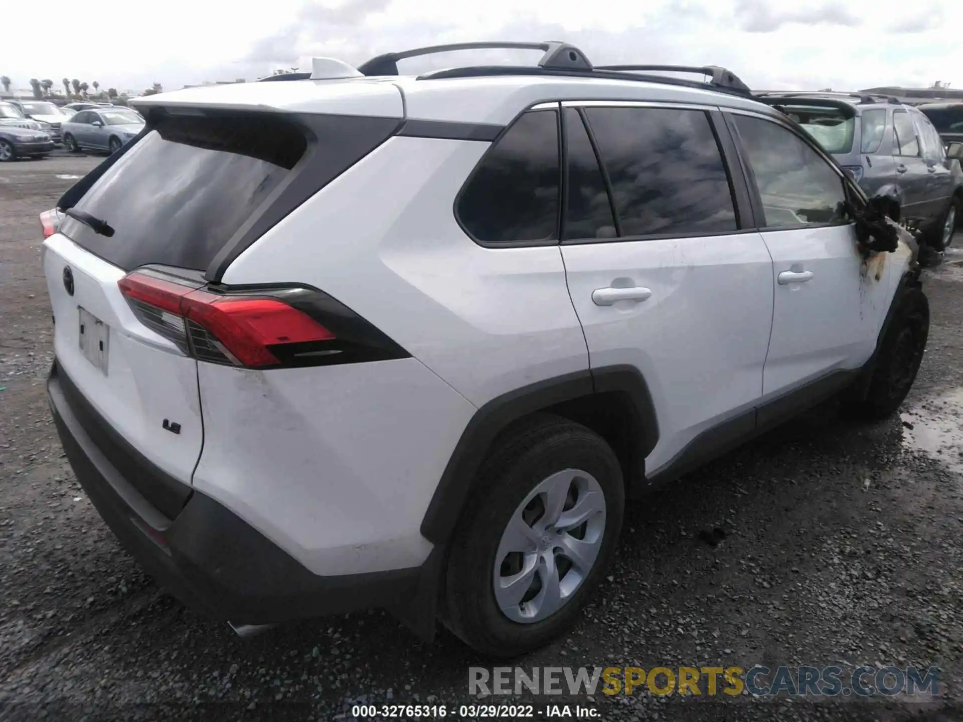 4 Фотография поврежденного автомобиля JTMH1RFV6KD006226 TOYOTA RAV4 2019