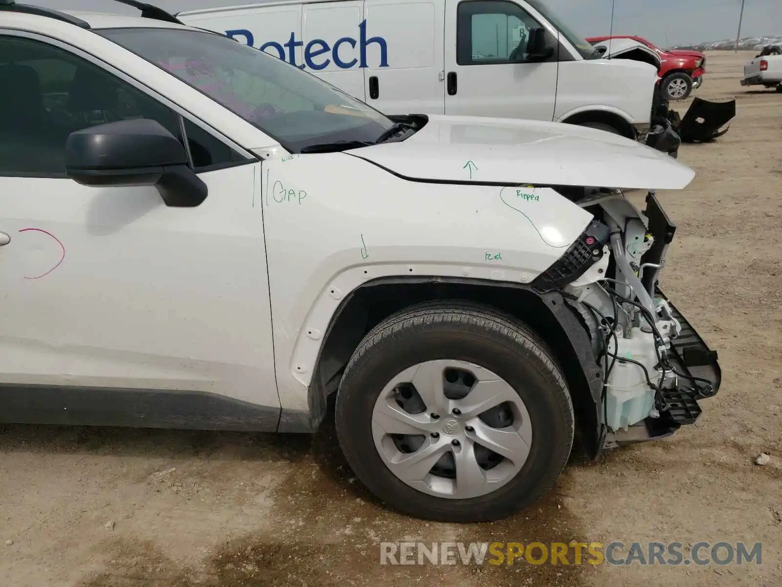 9 Photograph of a damaged car JTMH1RFV6KD009417 TOYOTA RAV4 2019