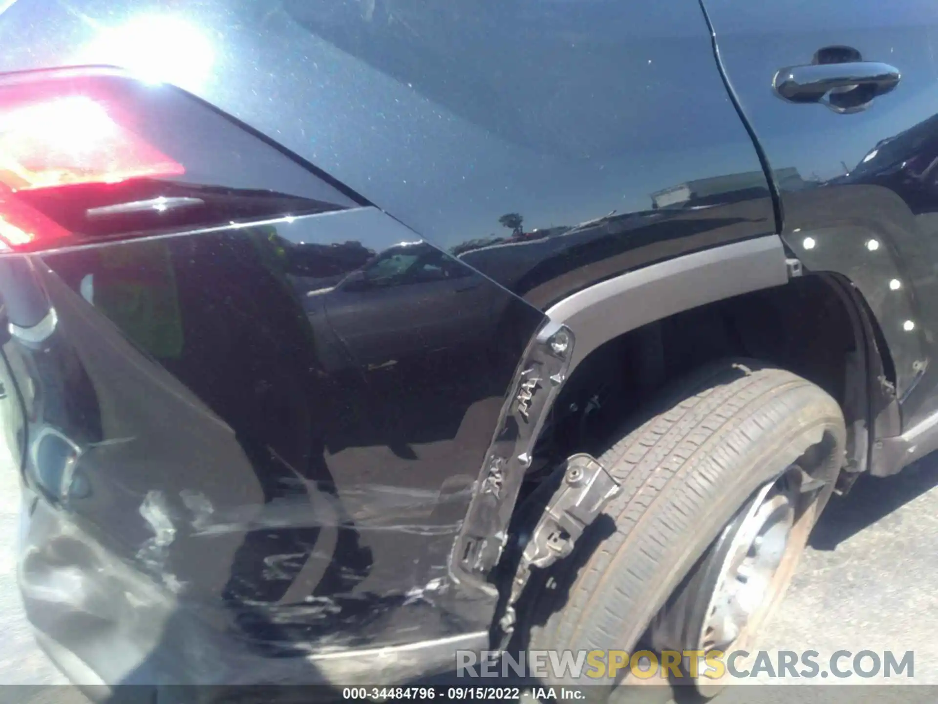 6 Photograph of a damaged car JTMH1RFV6KD016660 TOYOTA RAV4 2019