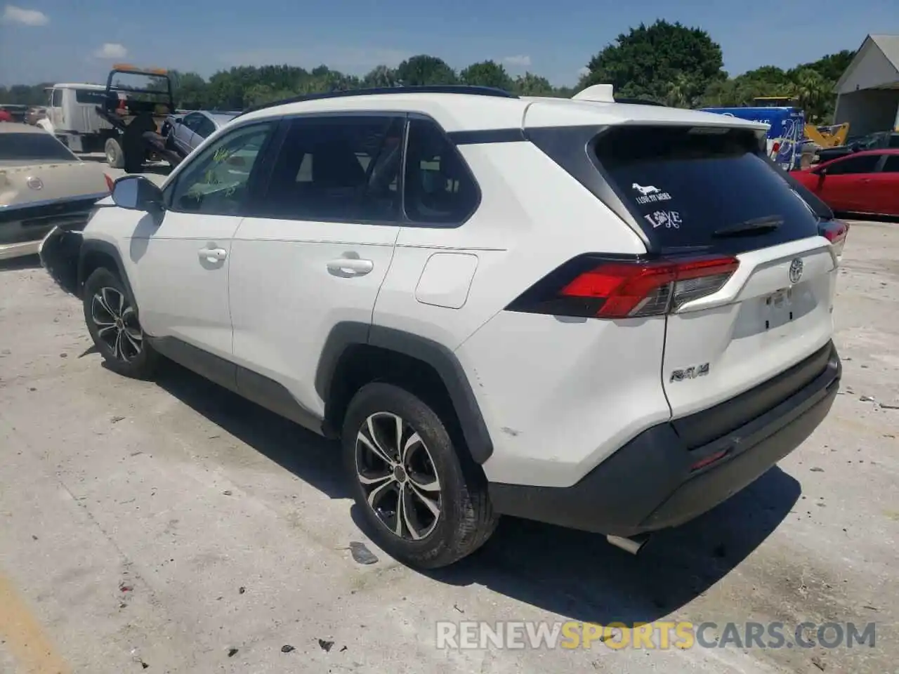 3 Photograph of a damaged car JTMH1RFV6KD022412 TOYOTA RAV4 2019