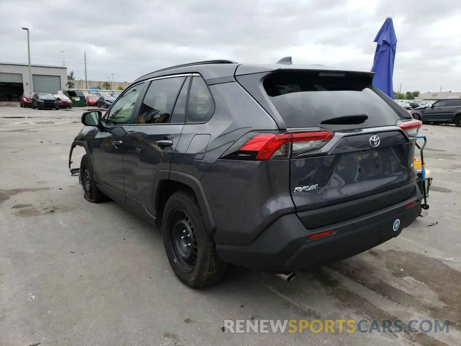 3 Photograph of a damaged car JTMH1RFV6KD032745 TOYOTA RAV4 2019