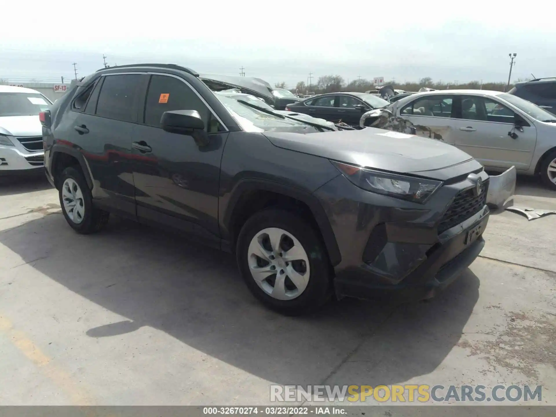 1 Photograph of a damaged car JTMH1RFV6KD039095 TOYOTA RAV4 2019